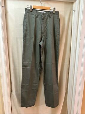 Dockers Relaxed Fit Khaki Pants Olive Green 30x34 Men’s NWT preppy vintage y2k